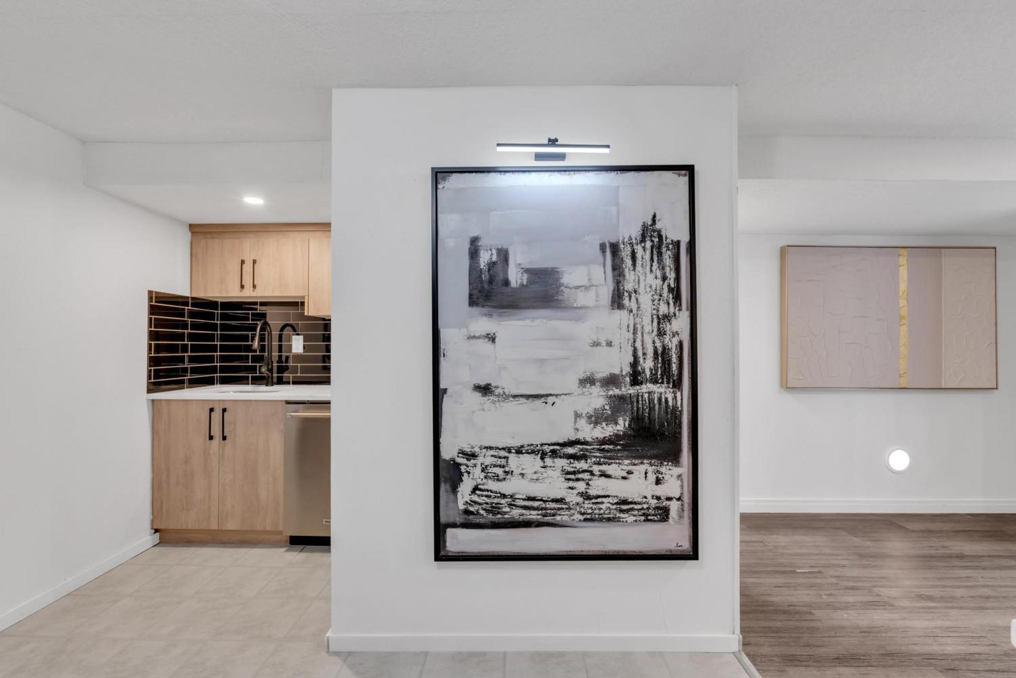 Luxury Suite, Steps To Dt, River, Hospital Calgary
